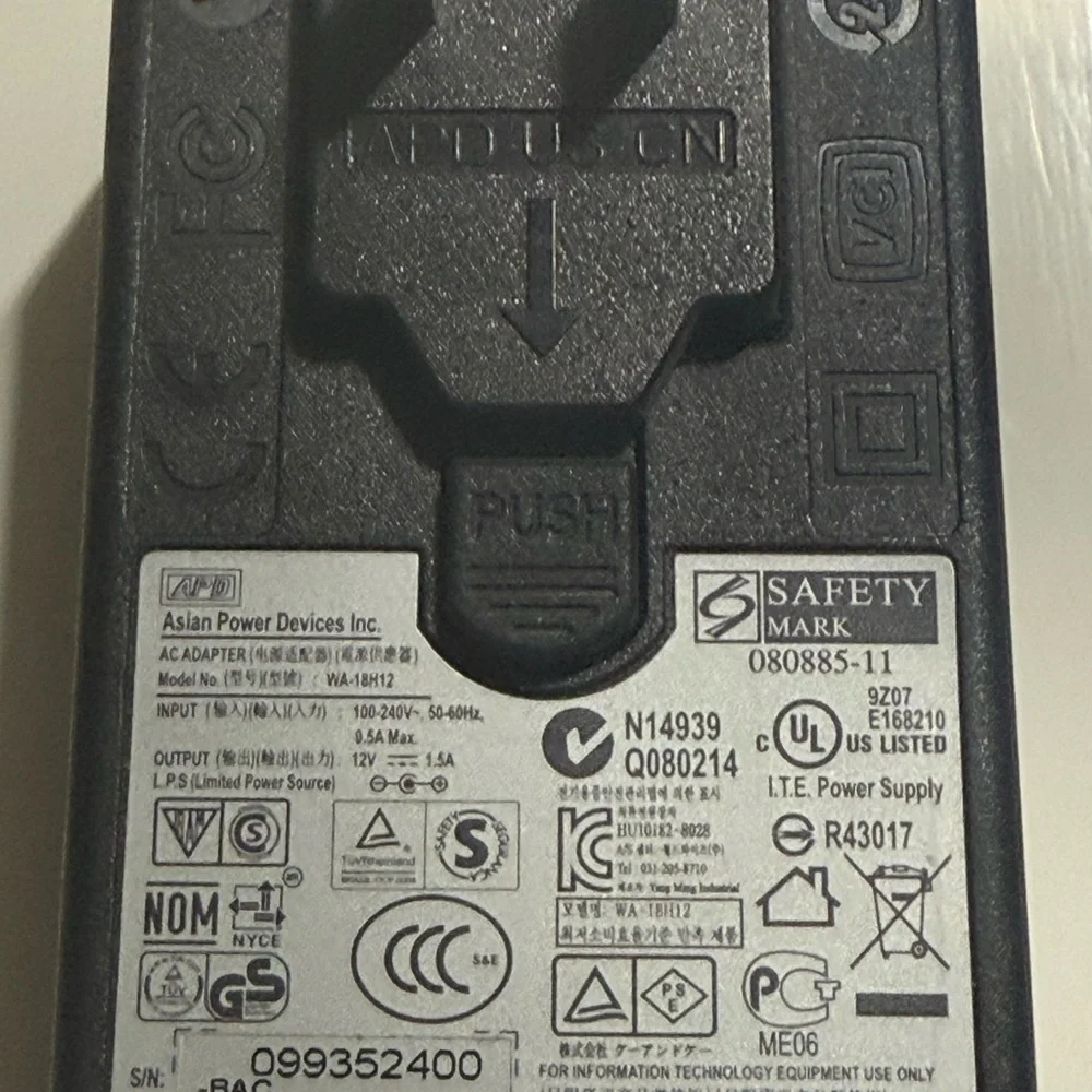Asian Power Devices AC Adapter 12V Power Supply